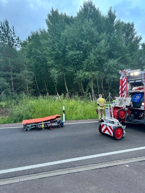 FW Helmstedt: Verkehrsunfall mit eingeklemmter Person