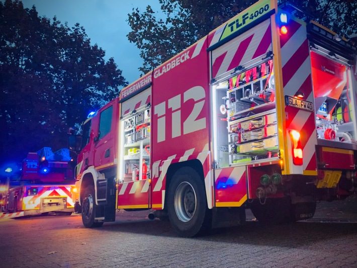 FW-GLA: Kinderzimmerbrand in leerstehender Wohnung glimpflich verlaufen